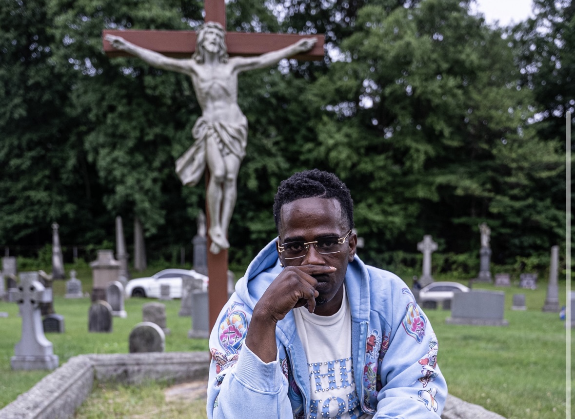 Lewi B Drops An Exclusive New Video Called “Grateful” On YouTube